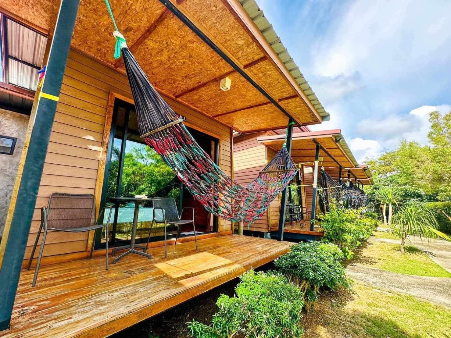 فندق Check In Lanta Ko Lanta المظهر الخارجي الصورة