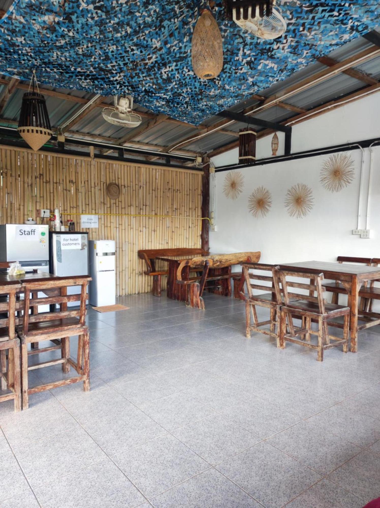 فندق Check In Lanta Ko Lanta المظهر الخارجي الصورة